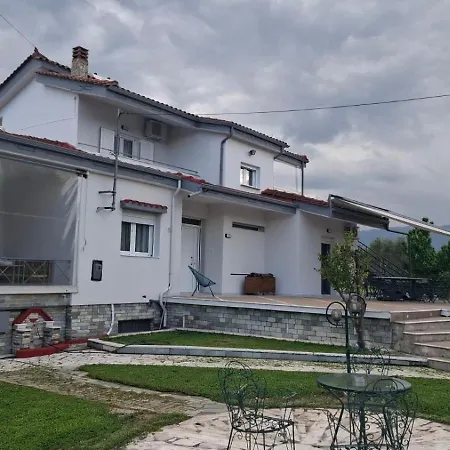 Alesta Apartment